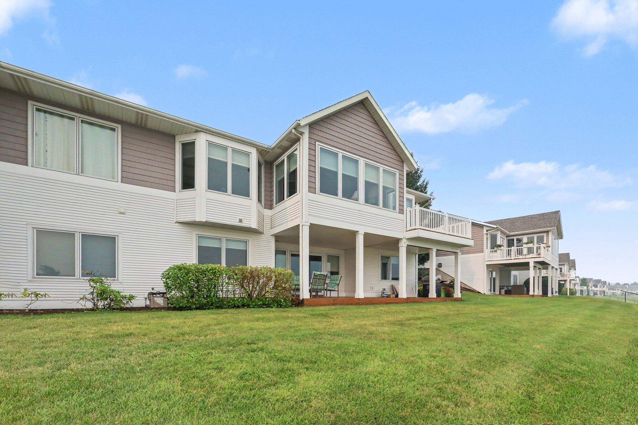 3861 Crystal Waters Lane NE Grand Rapids MI 49525
