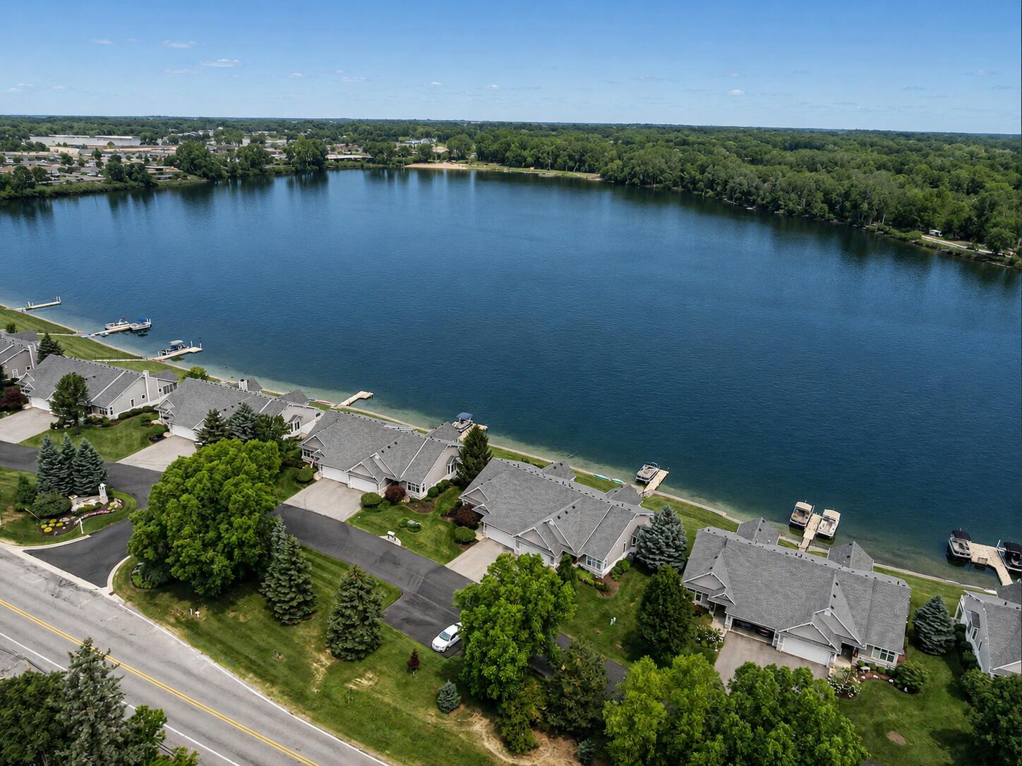 3861 Crystal Waters Lane NE Grand Rapids MI 49525