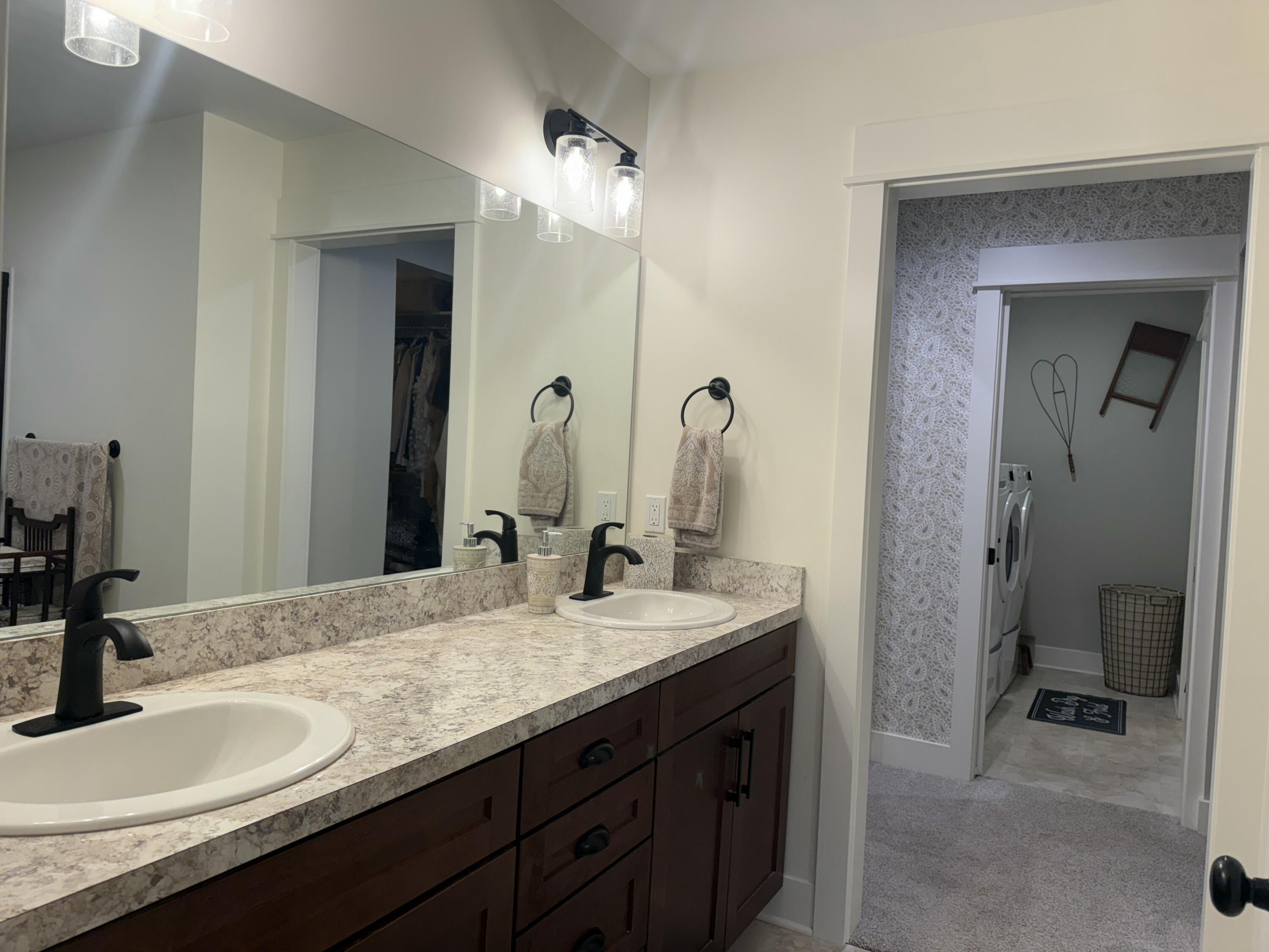 575 Riverbank Circle Zeeland MI 49464