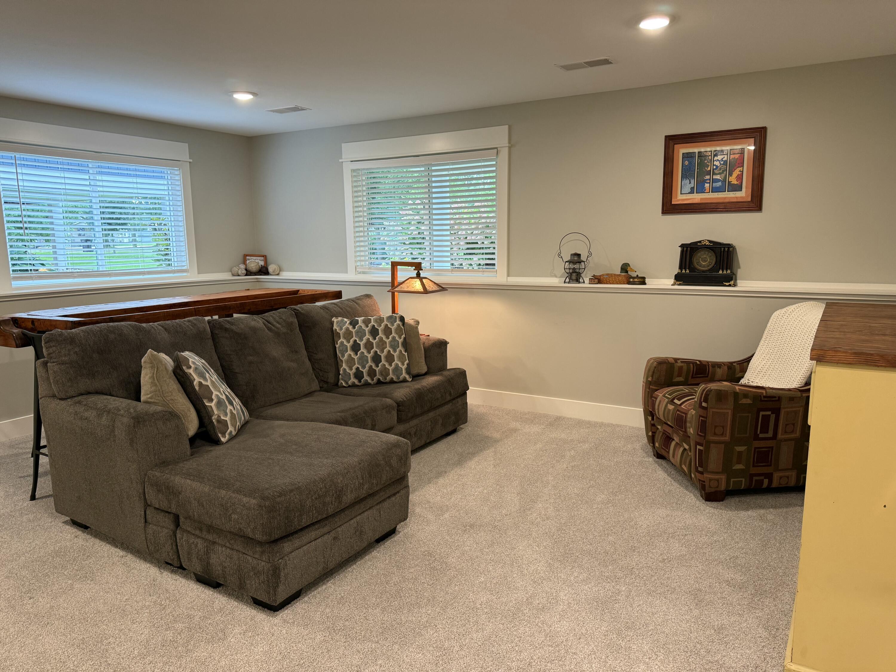 575 Riverbank Circle Zeeland MI 49464