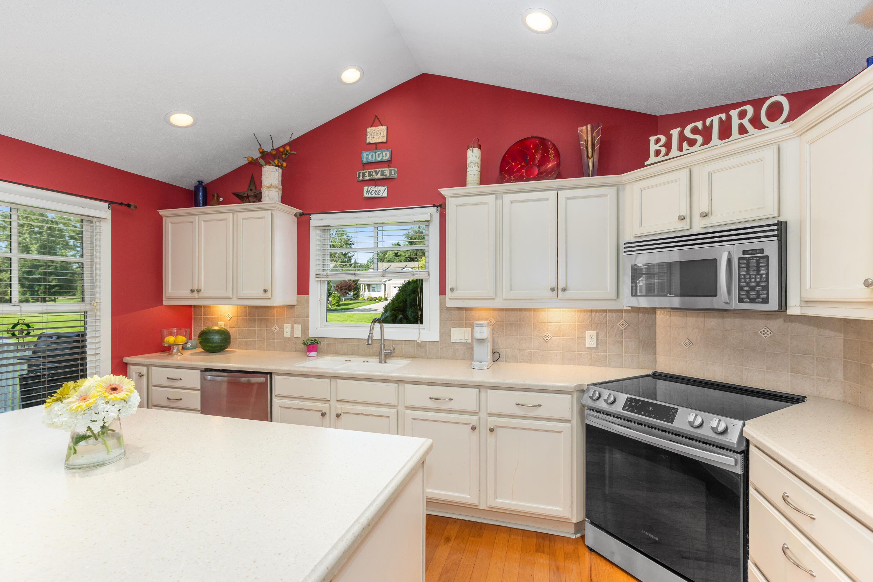2000 Talamore Court SE Grand Rapids MI 49546