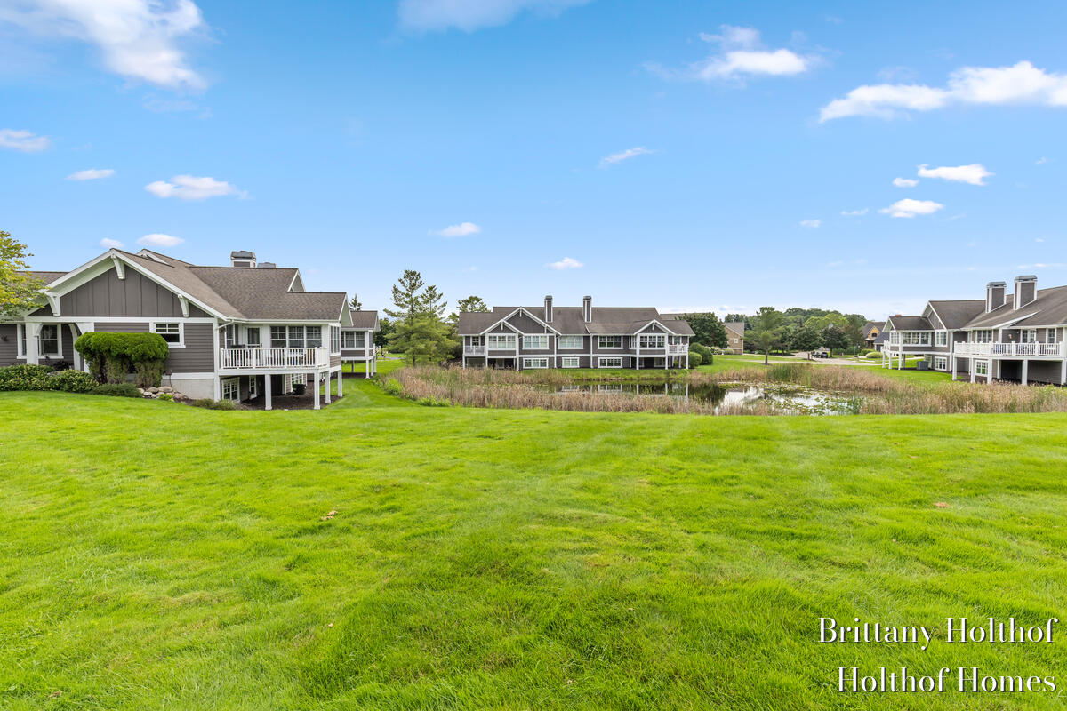 2000 Talamore Court SE Grand Rapids MI 49546