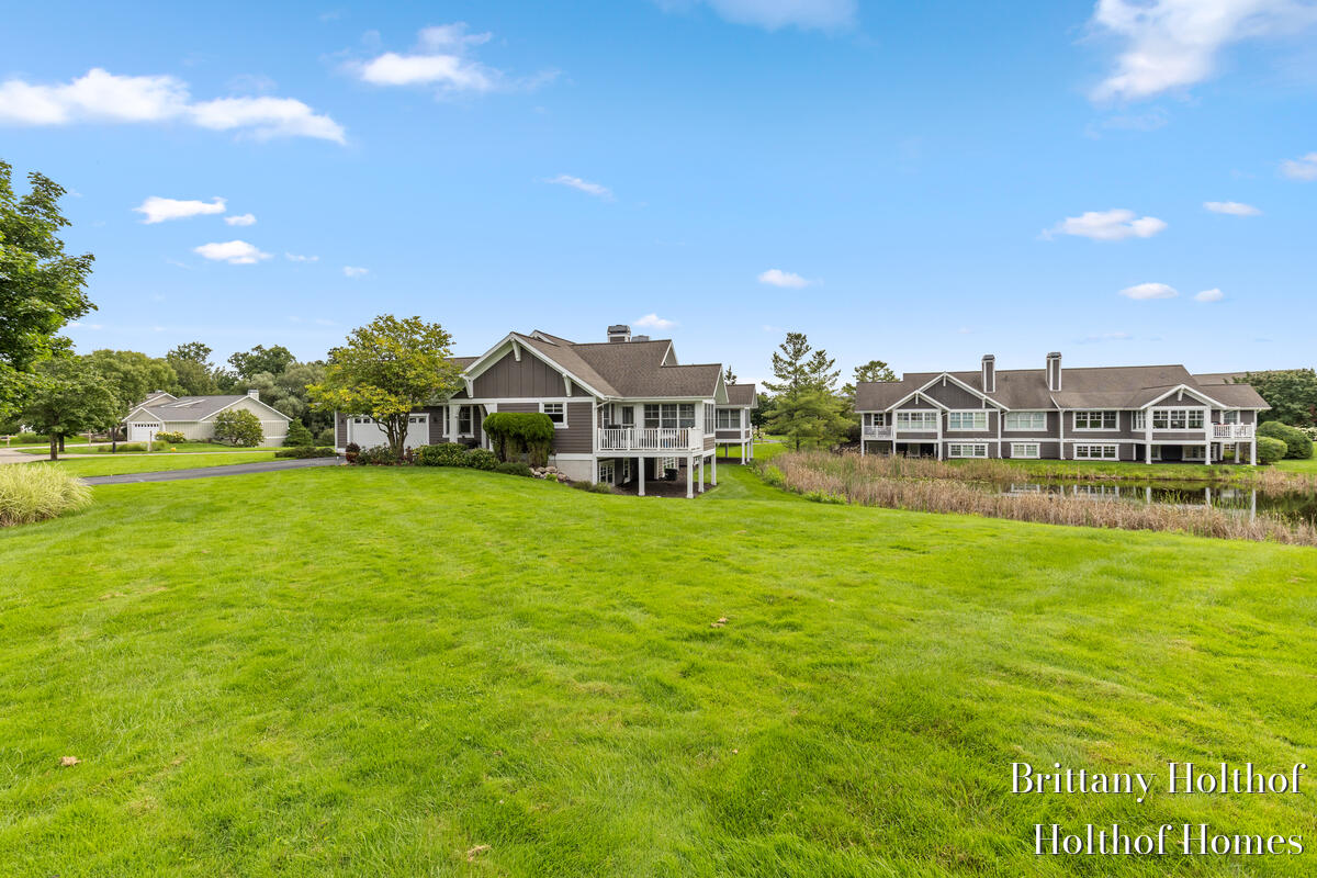 2000 Talamore Court SE Grand Rapids MI 49546