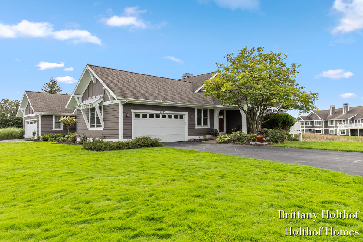 2000 Talamore Court SE Grand Rapids MI 49546