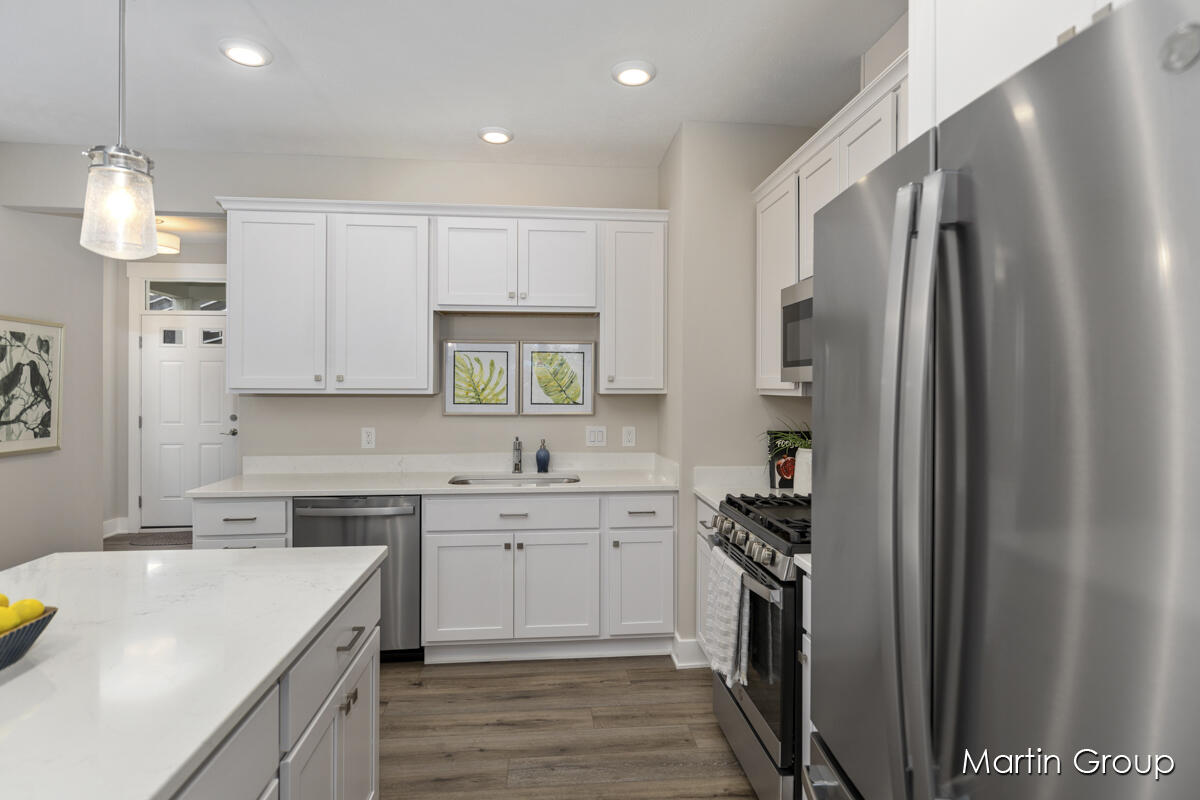 2245 Watertown Way NE Grand Rapids MI 49505