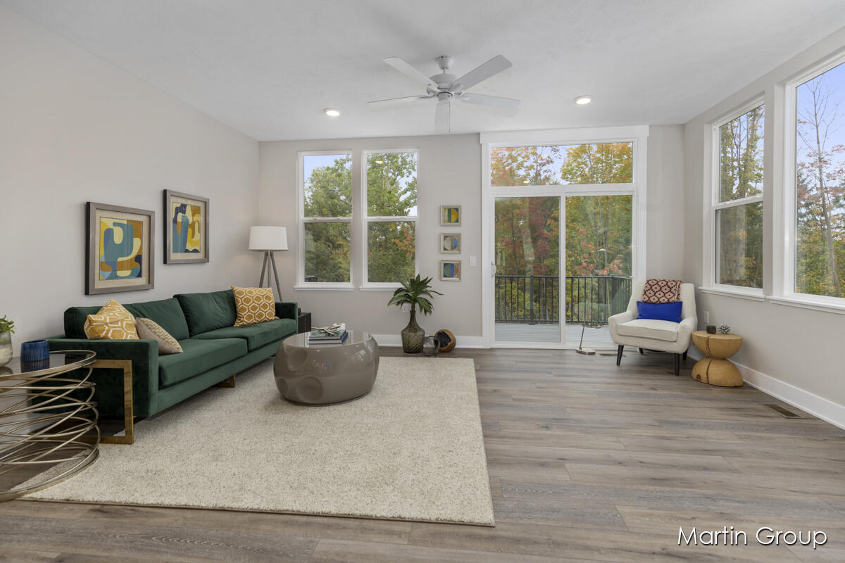 2245 Watertown Way NE Grand Rapids MI 49505