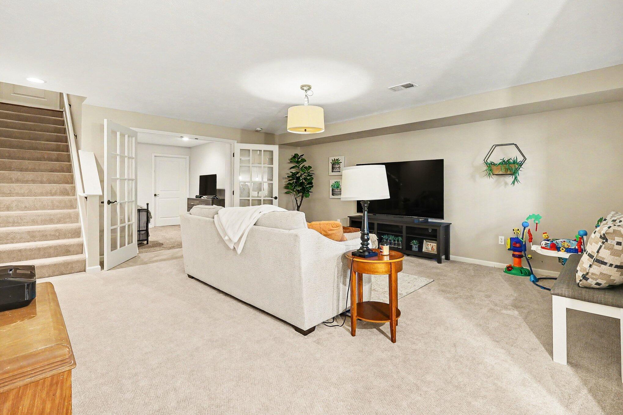 1088 Cobblestone Road Holland MI 49423