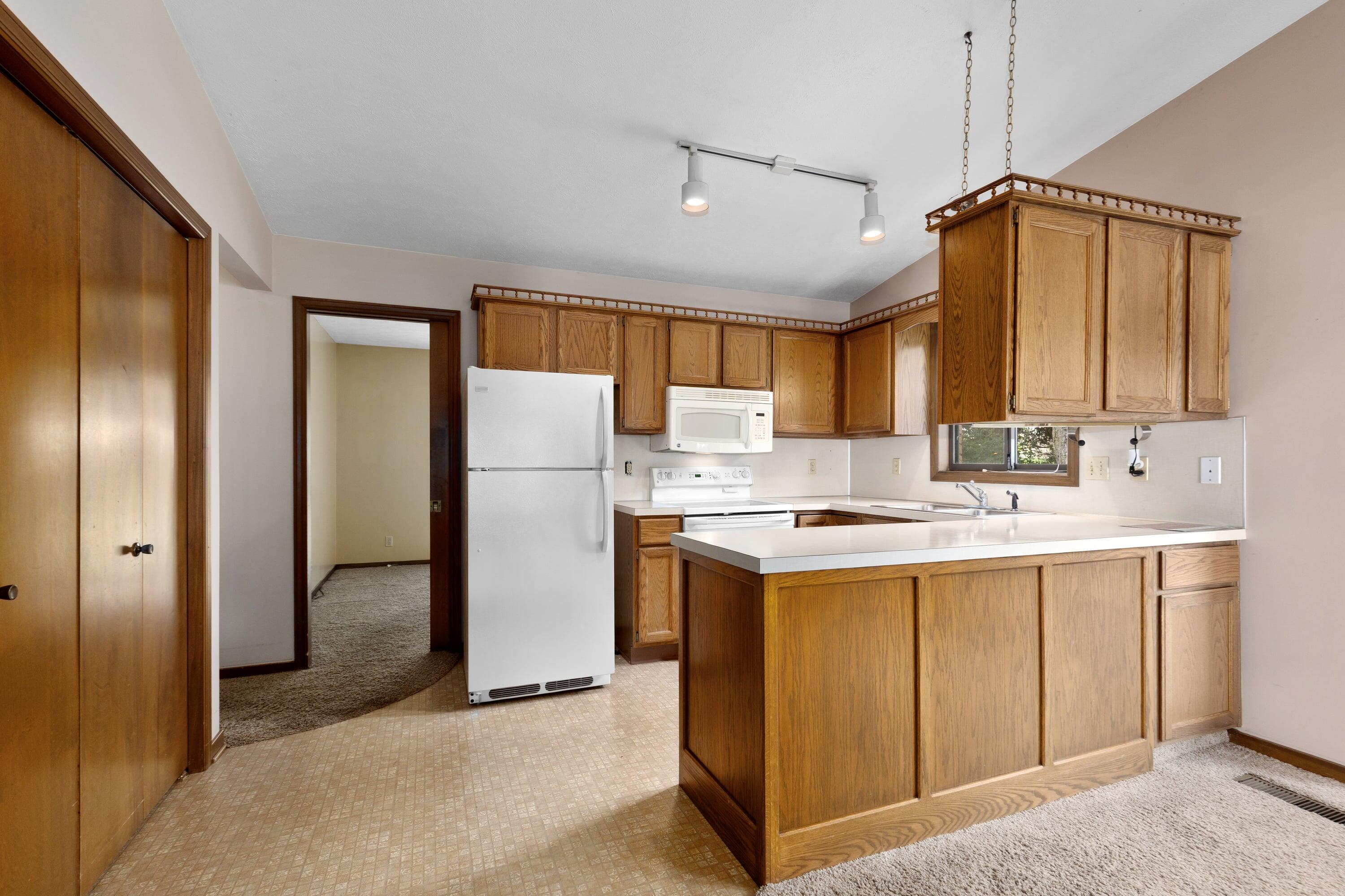 52 Old Mill Drive Holland MI 49423