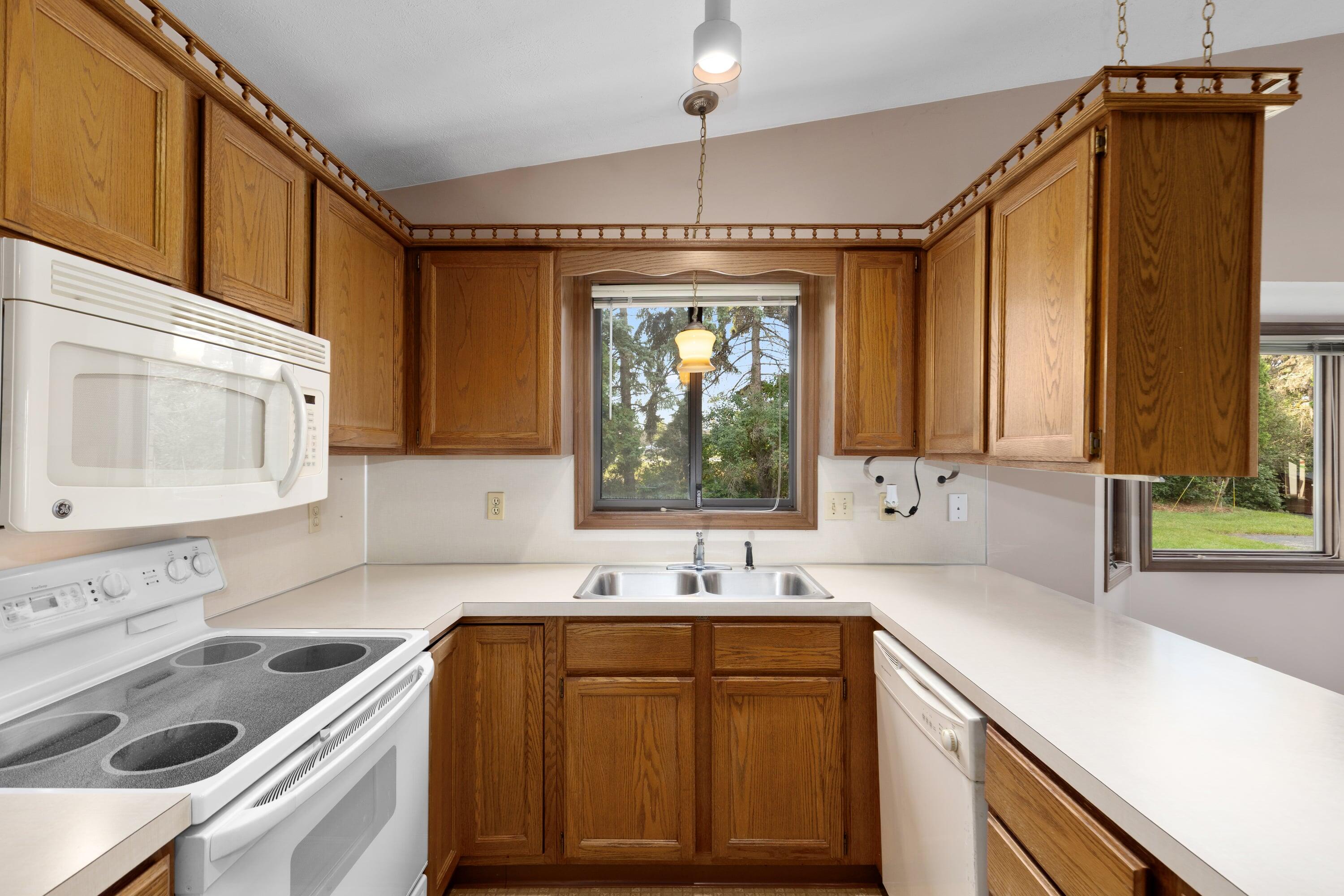 52 Old Mill Drive Holland MI 49423