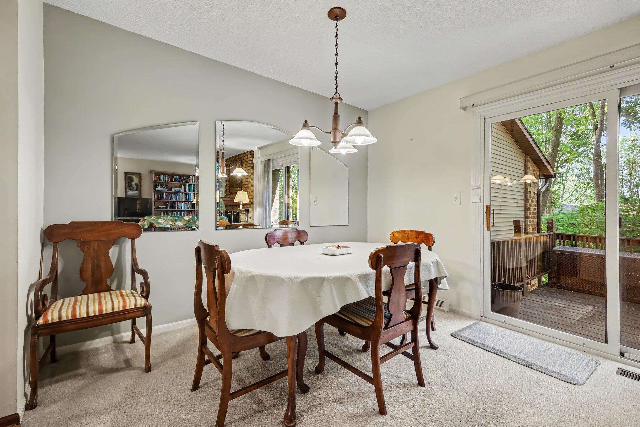 2579 Chatham Woods Drive SE Grand Rapids MI 49546