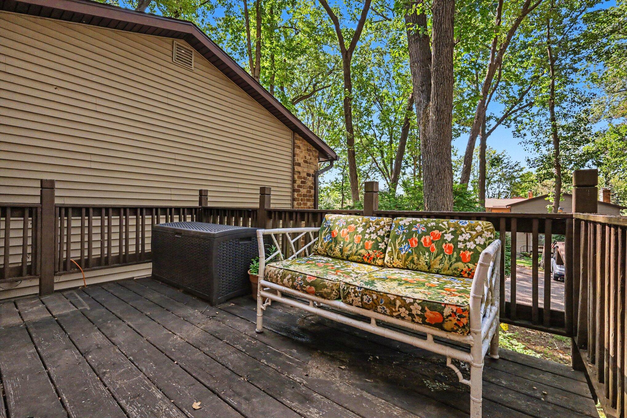 2579 Chatham Woods Drive SE Grand Rapids MI 49546
