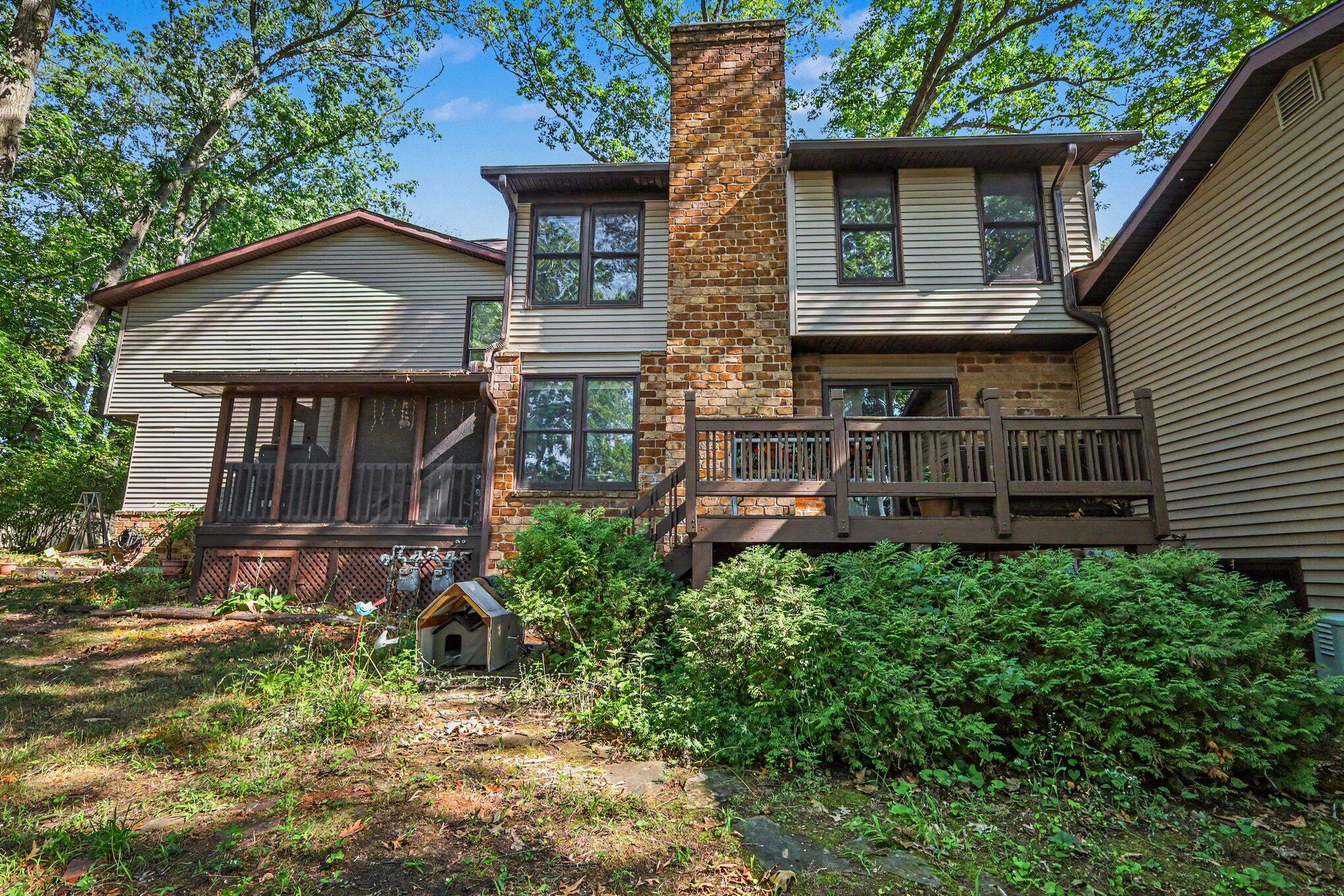 2579 Chatham Woods Drive SE Grand Rapids MI 49546