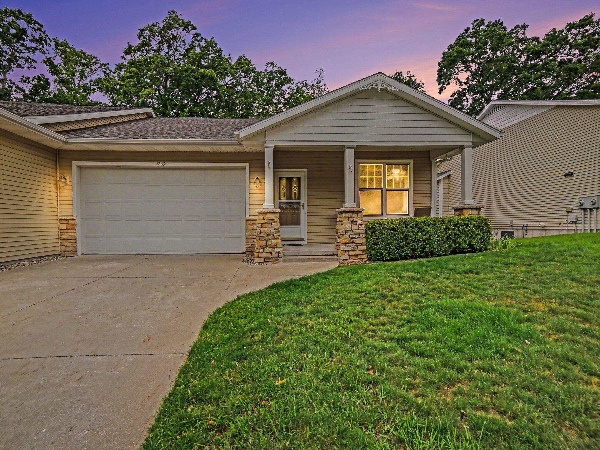1239 Blue Heron Drive Ludington MI 49431