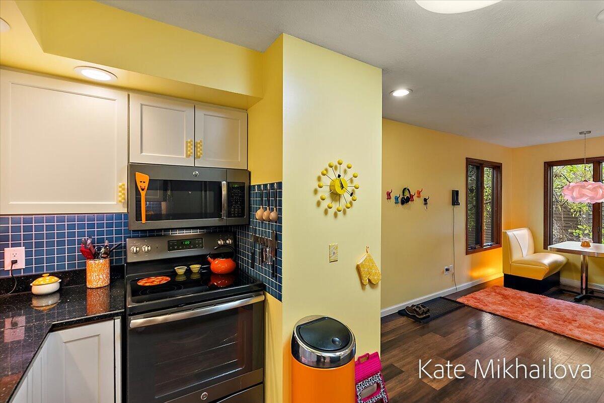 2411 Highpointe Drive Kalamazoo MI 49008