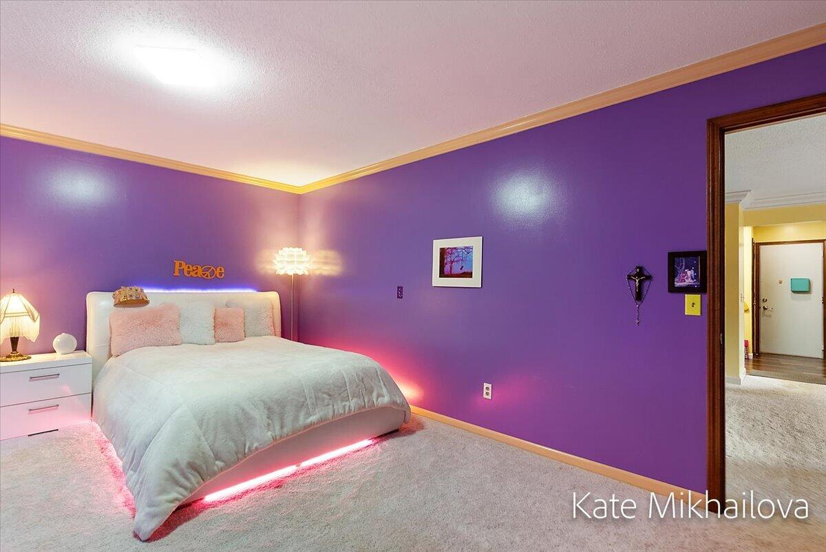 2411 Highpointe Drive Kalamazoo MI 49008