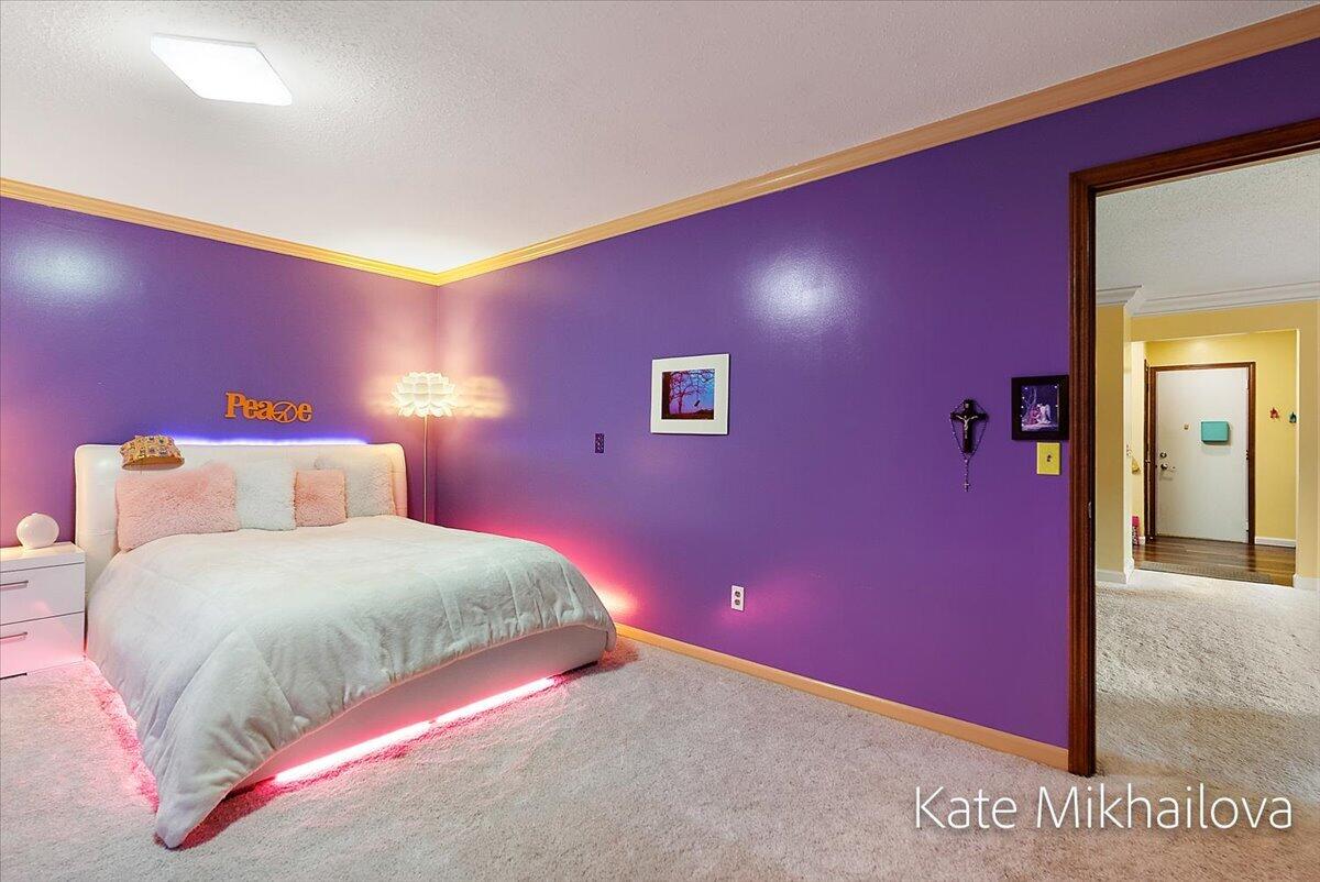2411 Highpointe Drive Kalamazoo MI 49008