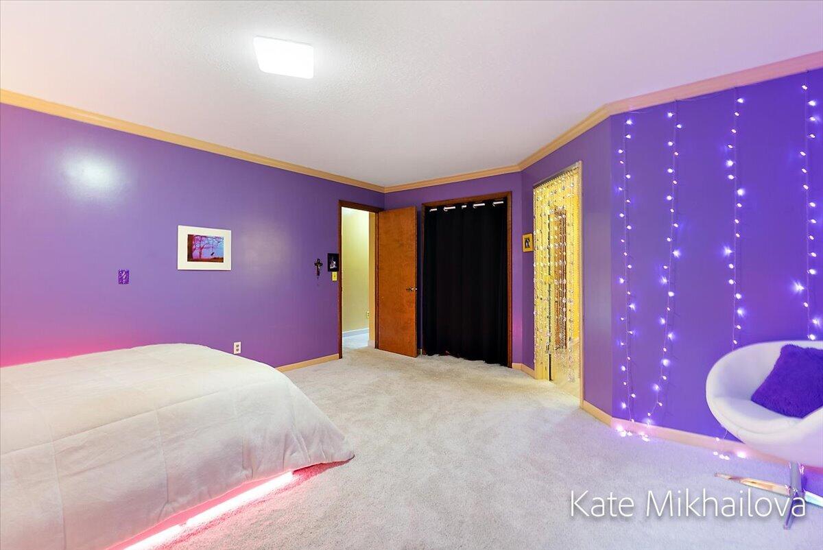 2411 Highpointe Drive Kalamazoo MI 49008