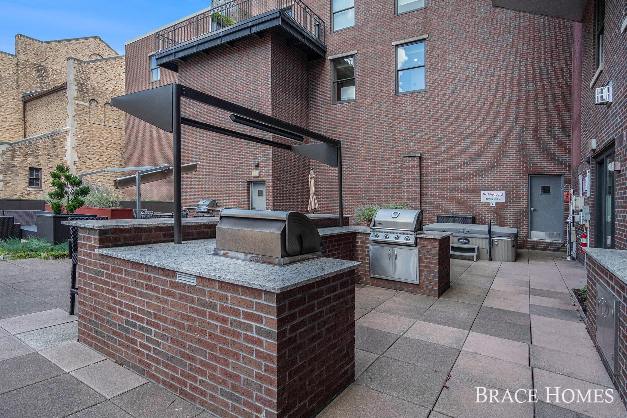 27 Library Street NE Grand Rapids MI 49503