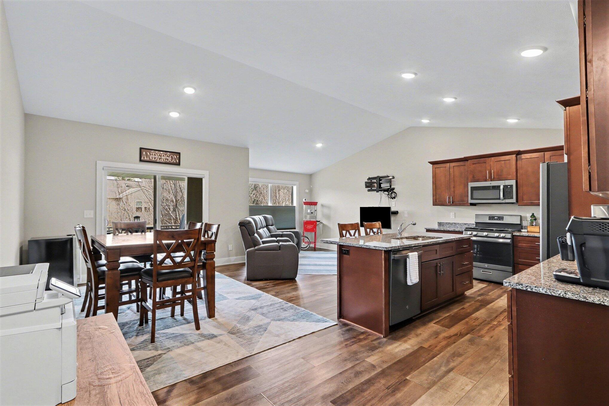 1369 S Village Circle Kalamazoo MI 49009