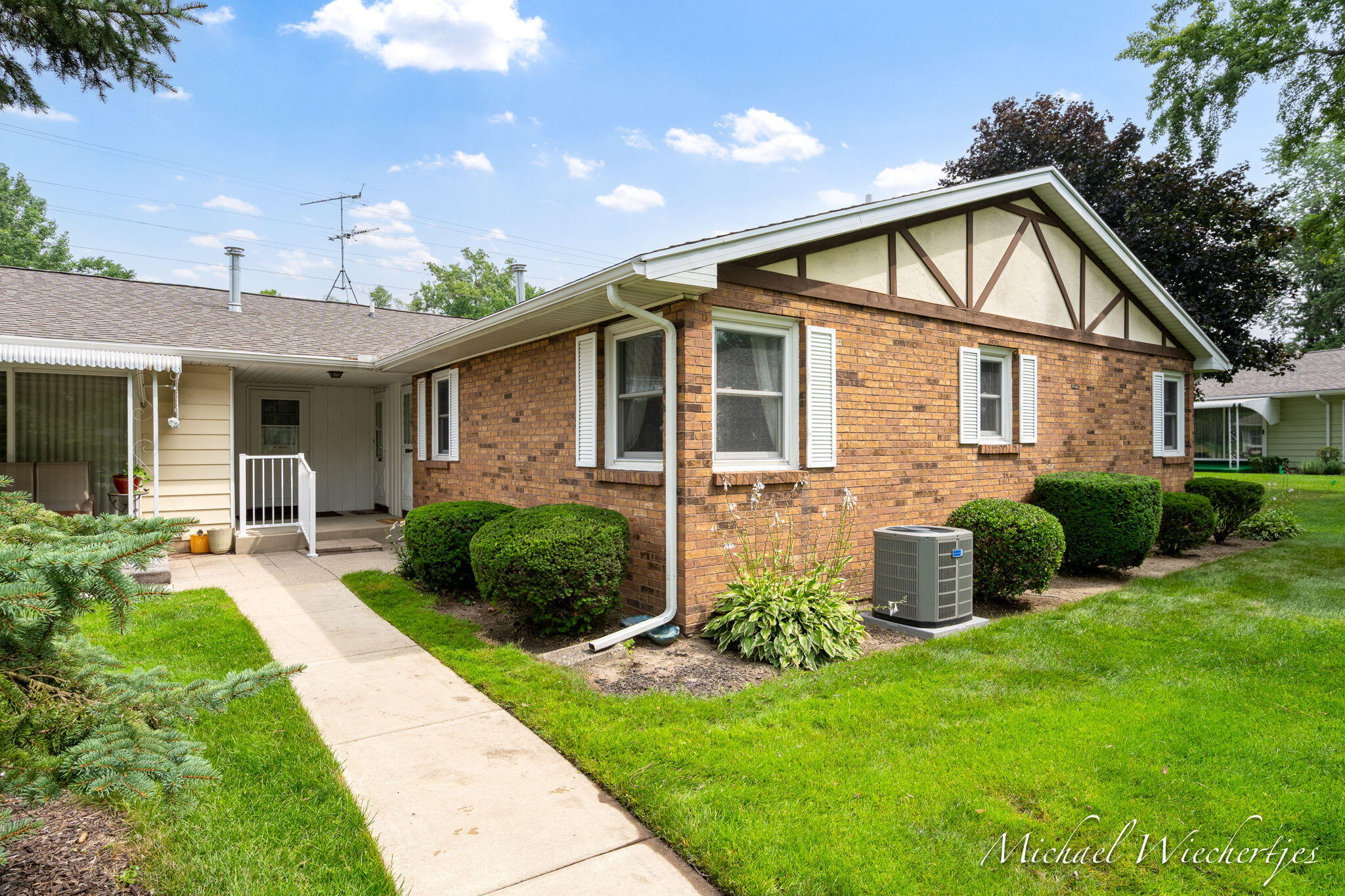 961 Andover Court SE Grand Rapids MI 49508