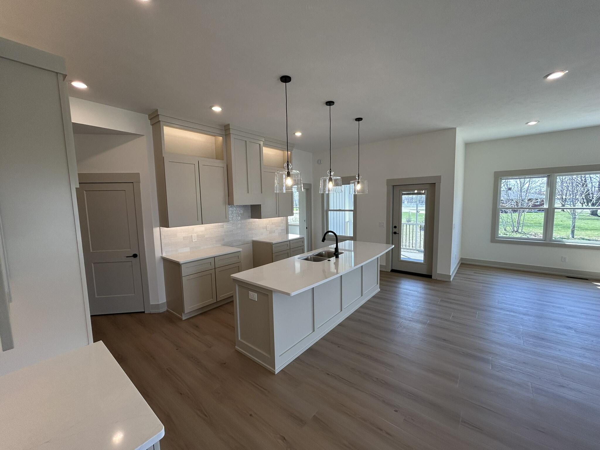 6748 Vriesland Crossing Zeeland MI 49464