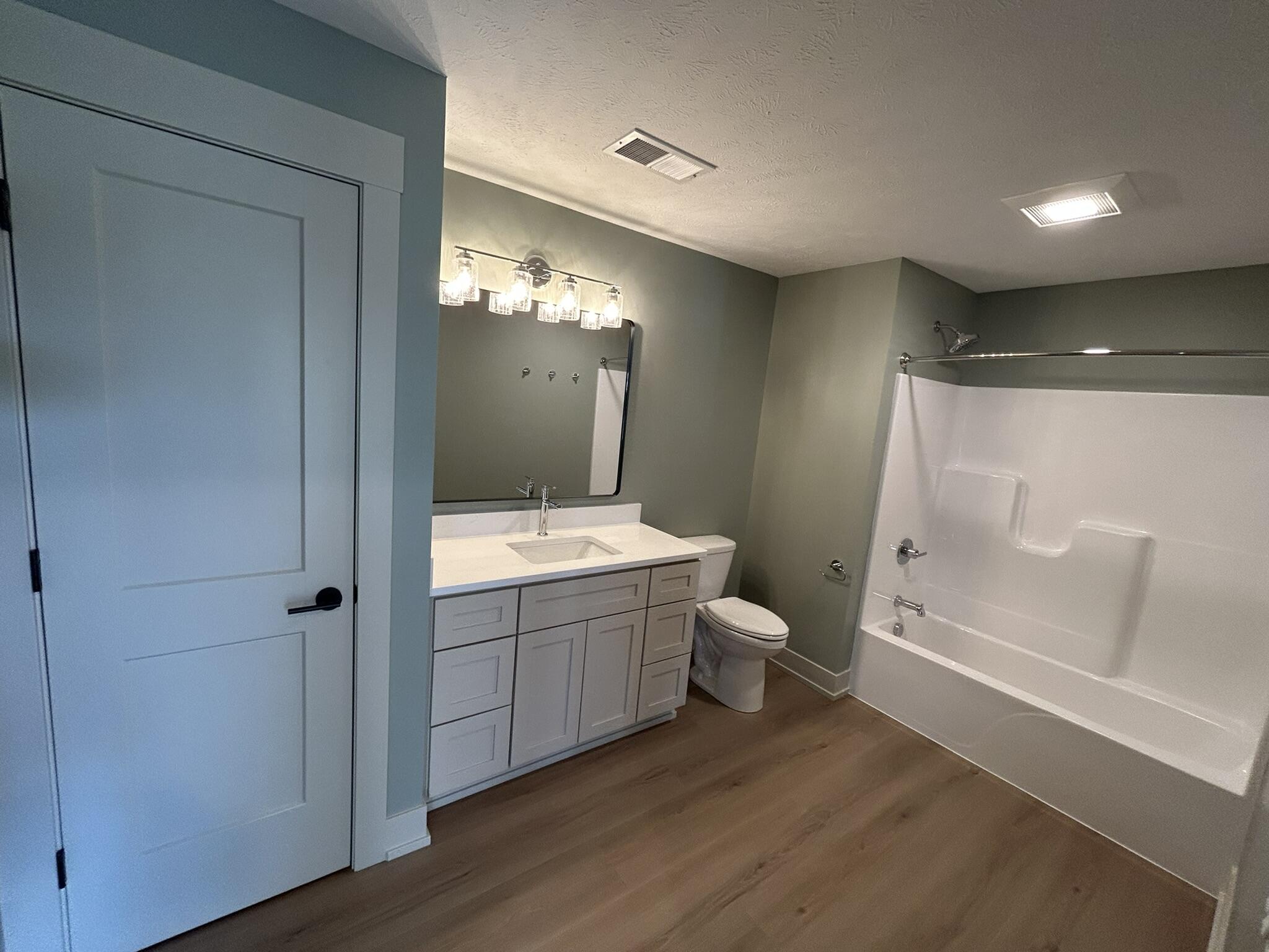 6748 Vriesland Crossing Zeeland MI 49464
