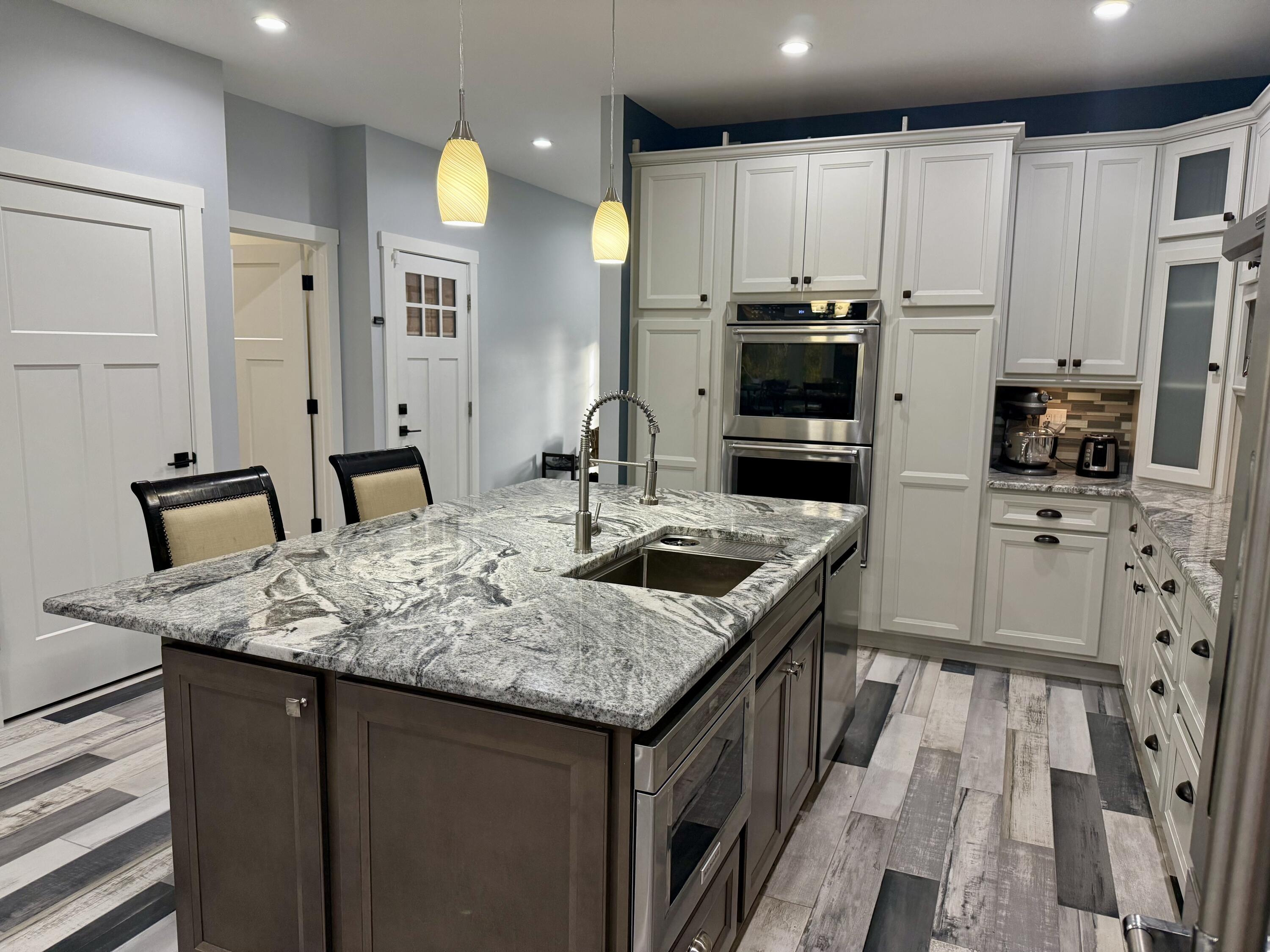 2542 Medinah Lane Benton Harbor MI 49022