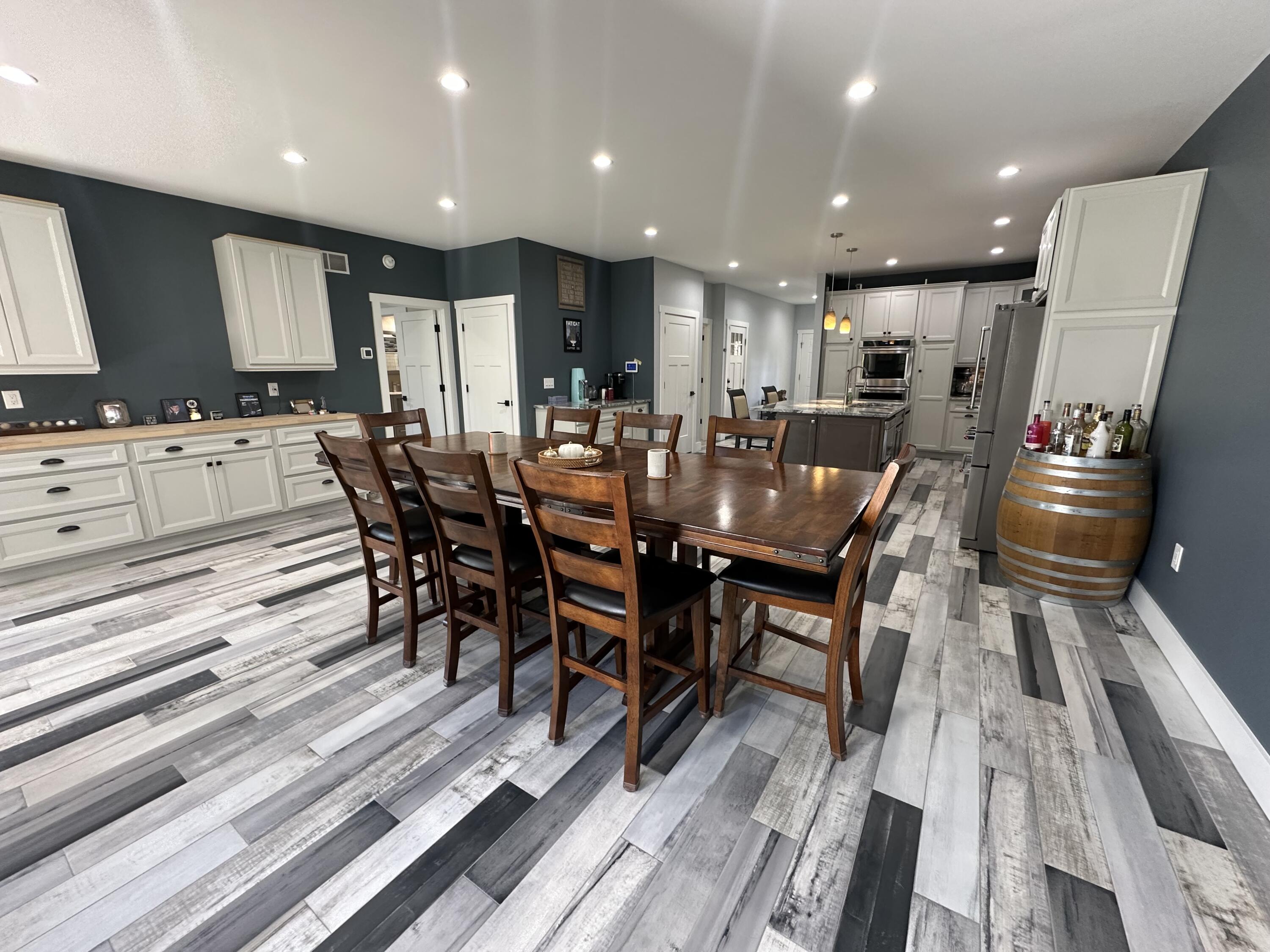 2542 Medinah Lane Benton Harbor MI 49022