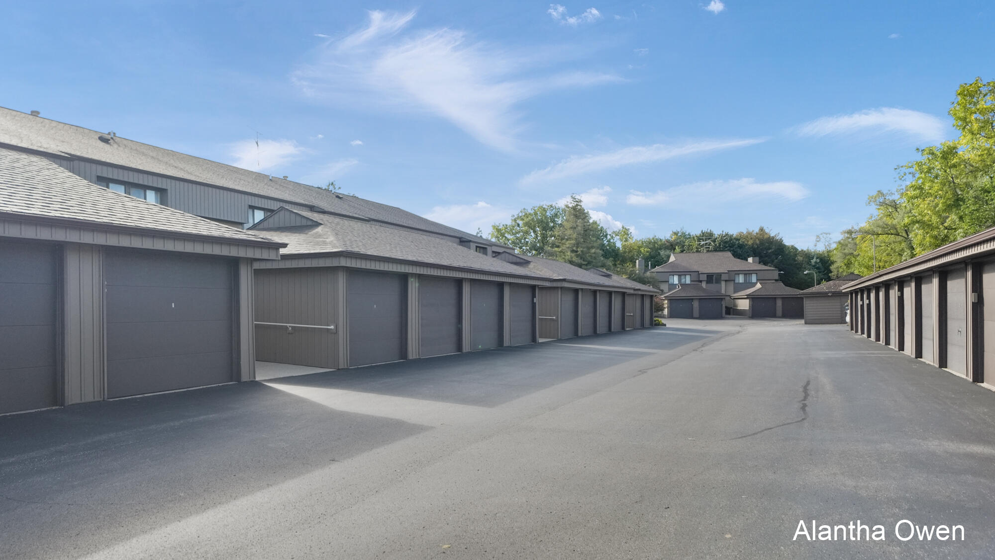 2933 Byron Center Avenue SW Grand Rapids MI 49519
