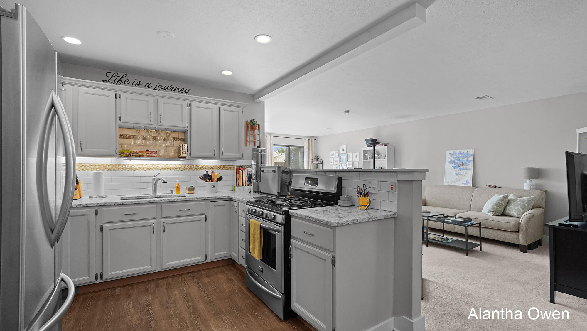 2933 Byron Center Avenue SW Grand Rapids MI 49519