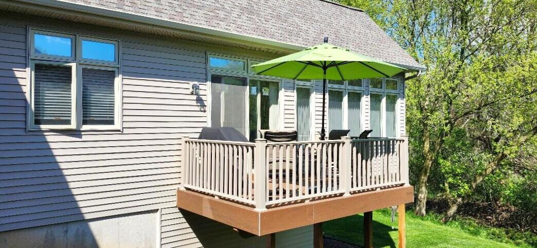 1698 Oakleigh Woods Drive NW Grand Rapids MI 49504
