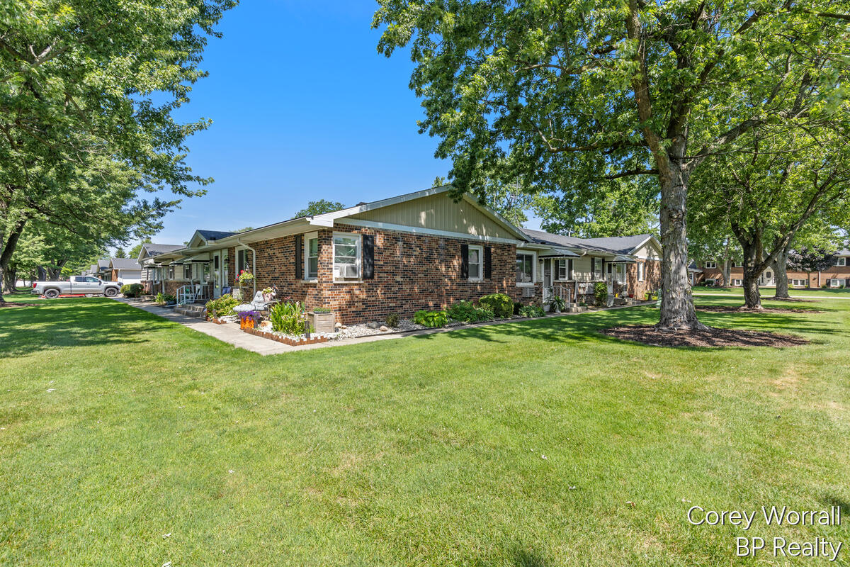 686 Andover Street SE Grand Rapids MI 49548