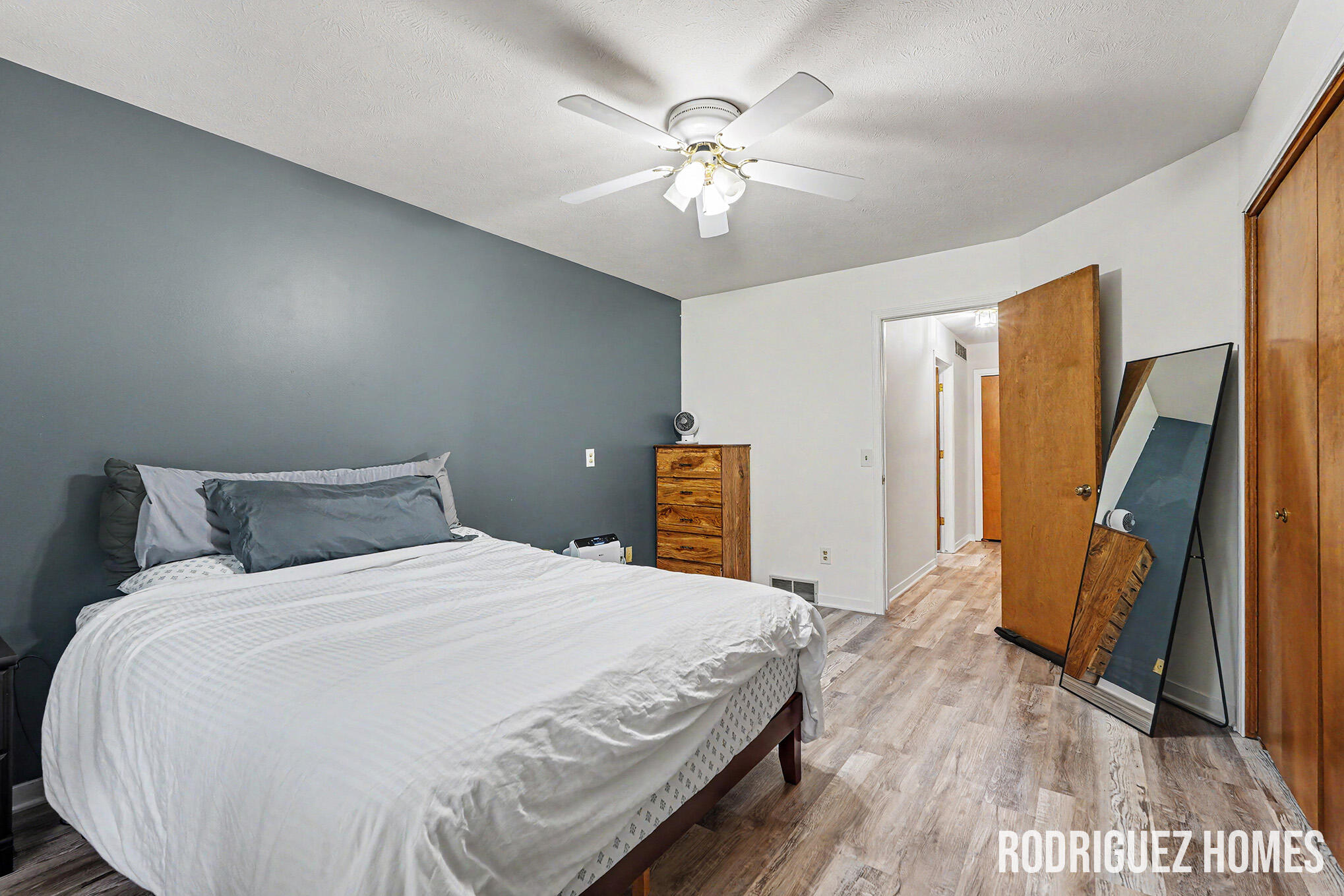 1731 Lakeview Drive Zeeland MI 49464