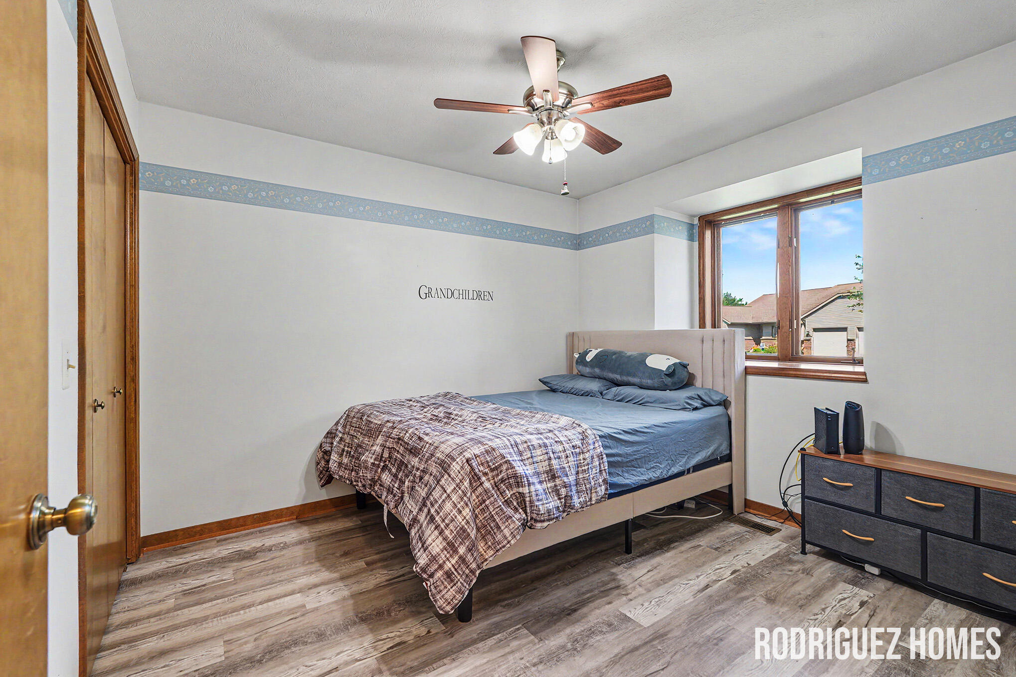 1731 Lakeview Drive Zeeland MI 49464