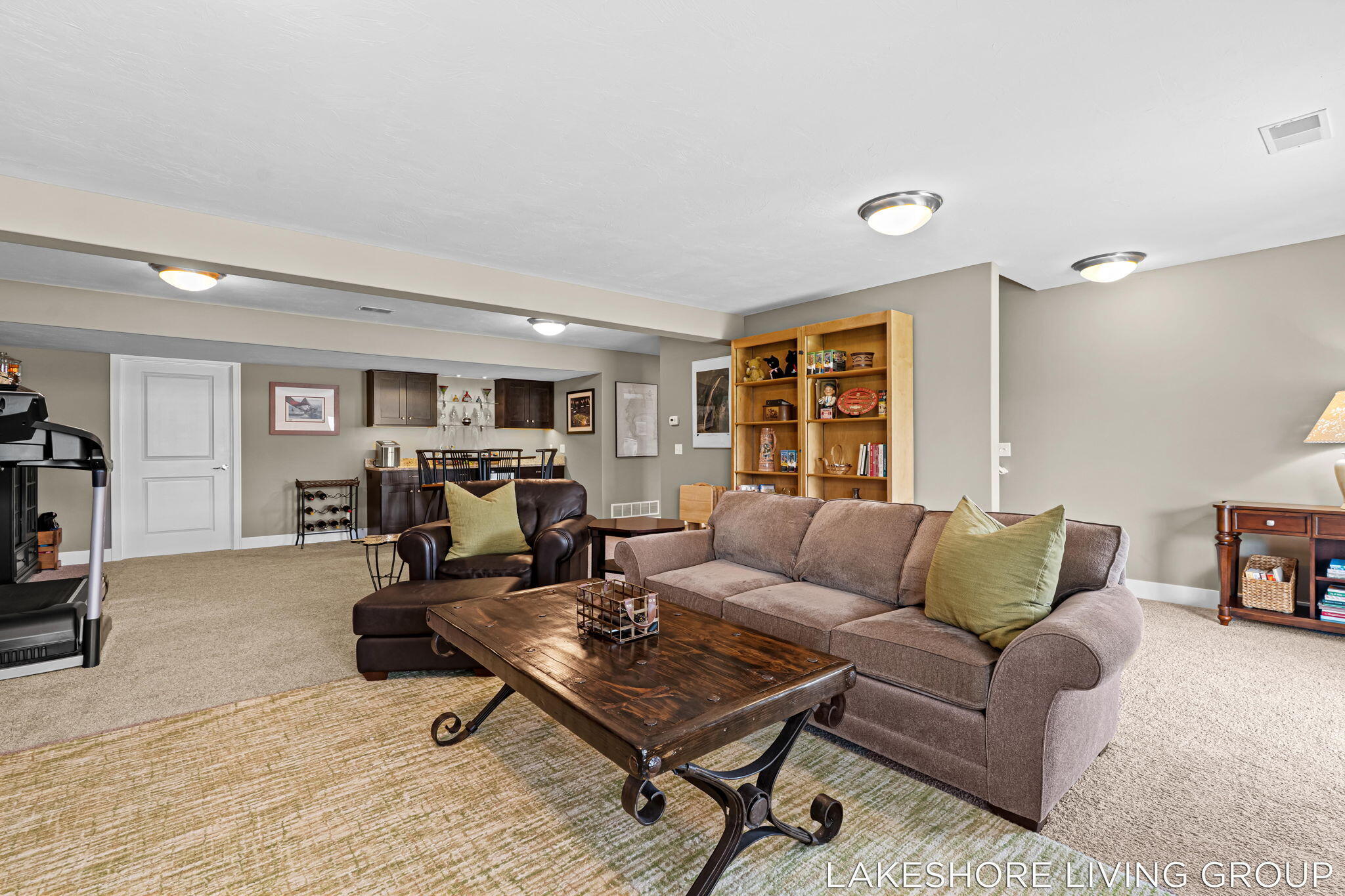 11565 S Lake Drive Holland MI 49424