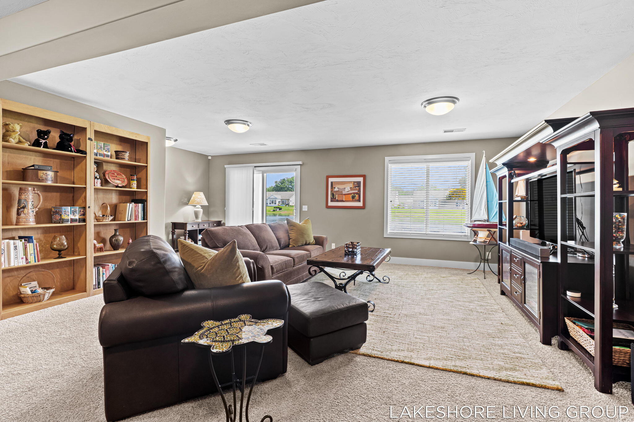 11565 S Lake Drive Holland MI 49424