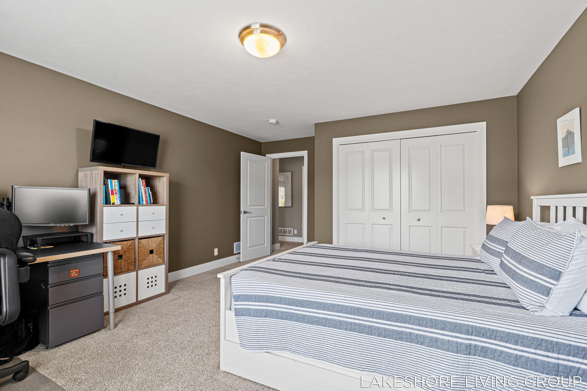 11565 S Lake Drive Holland MI 49424