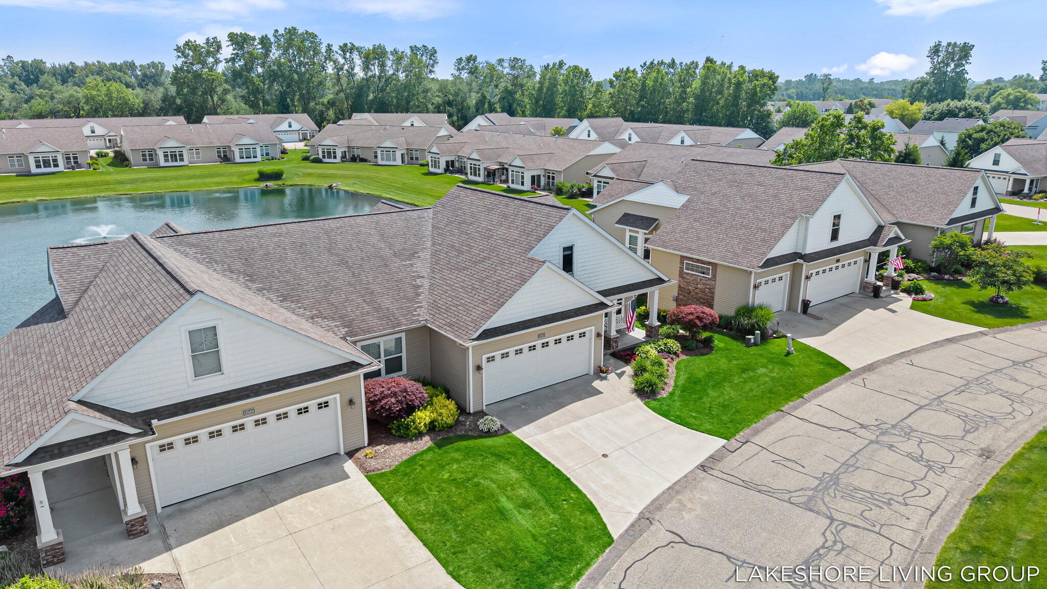 11565 S Lake Drive Holland MI 49424