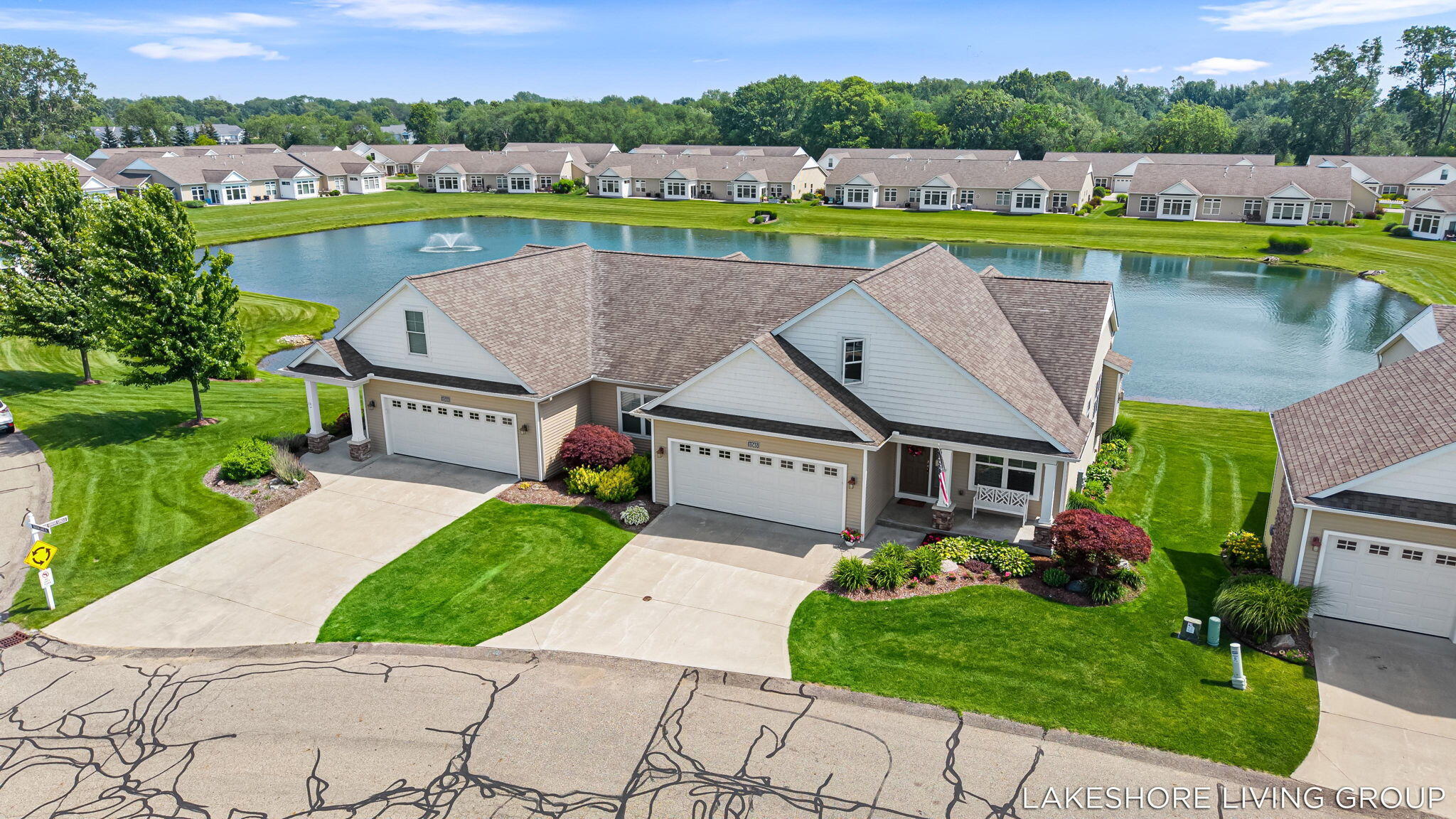 11565 S Lake Drive Holland MI 49424