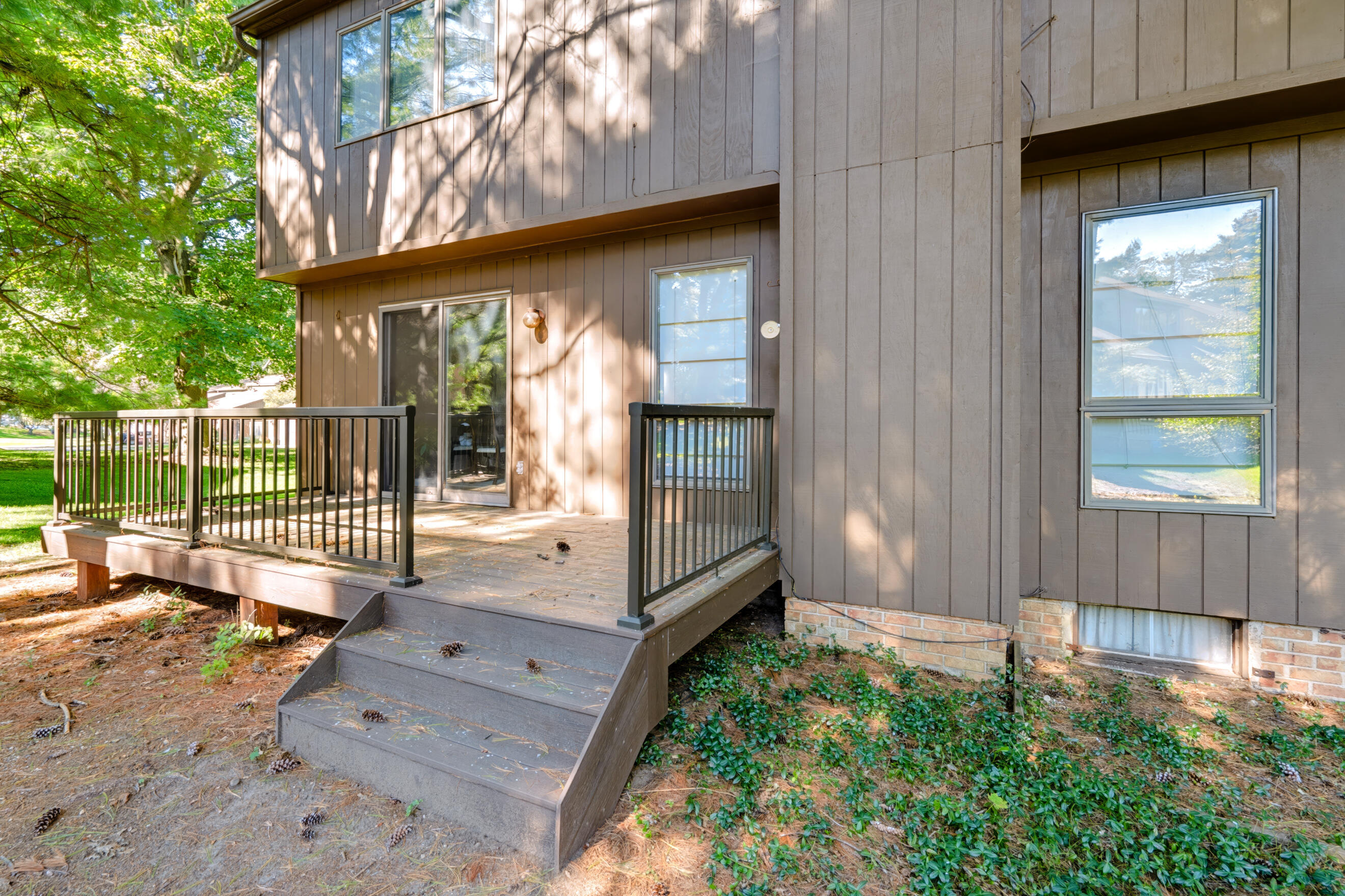 131 Pine Cove Circle Kalamazoo MI 49006