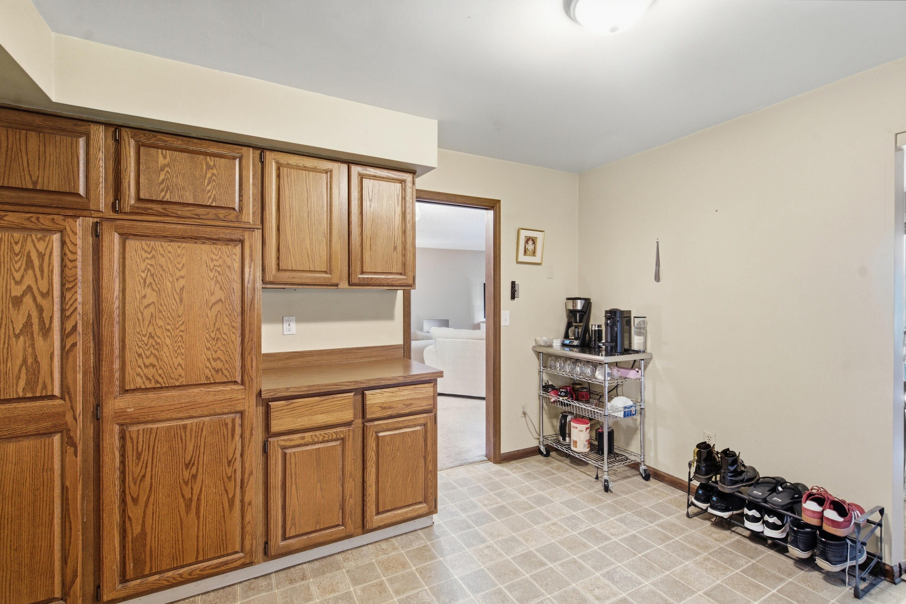 131 Pine Cove Circle Kalamazoo MI 49006