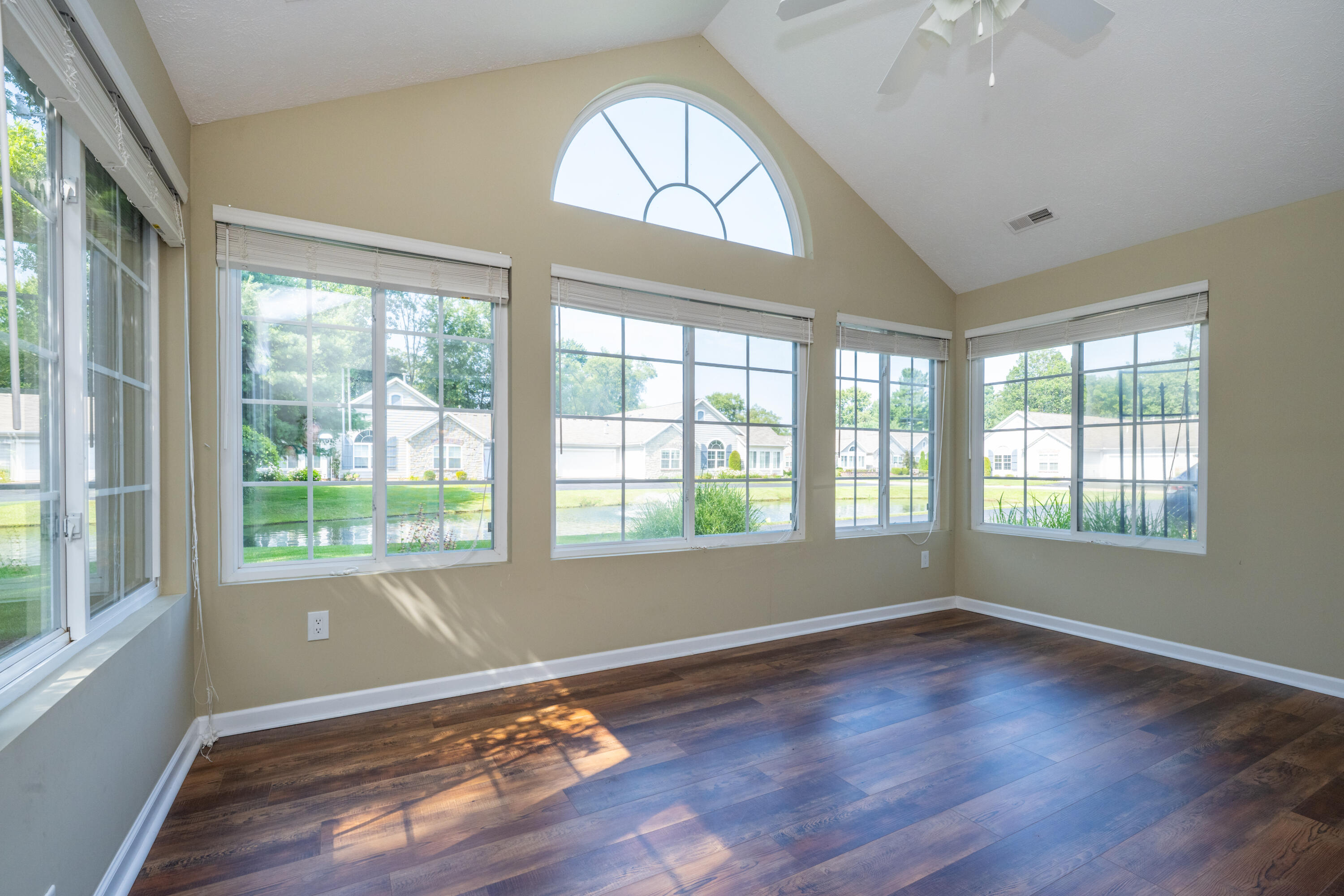 2822 Villa Lane Benton Harbor MI 49022