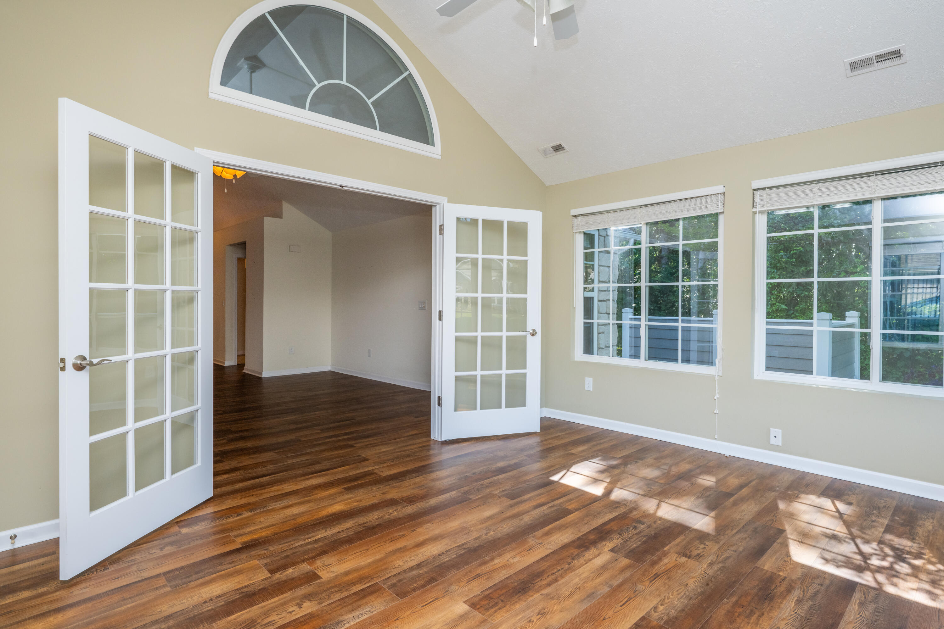2822 Villa Lane Benton Harbor MI 49022