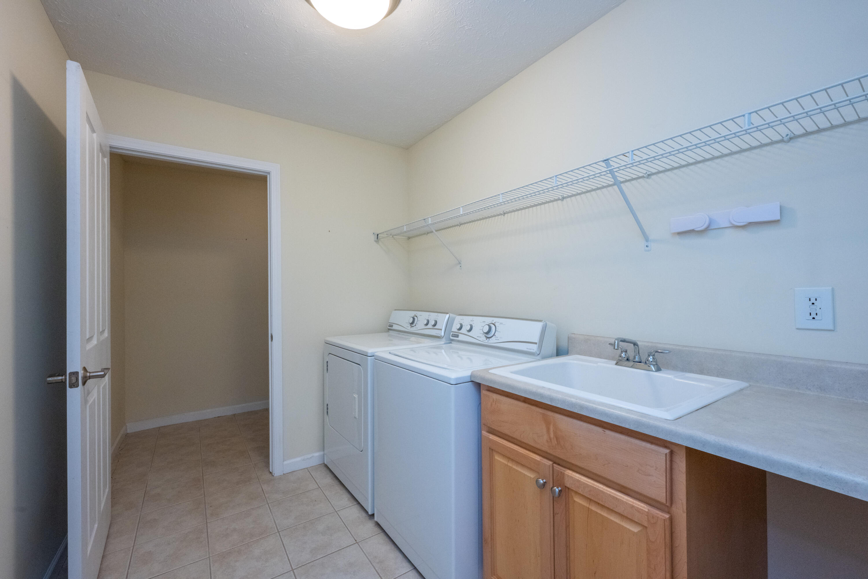 2822 Villa Lane Benton Harbor MI 49022