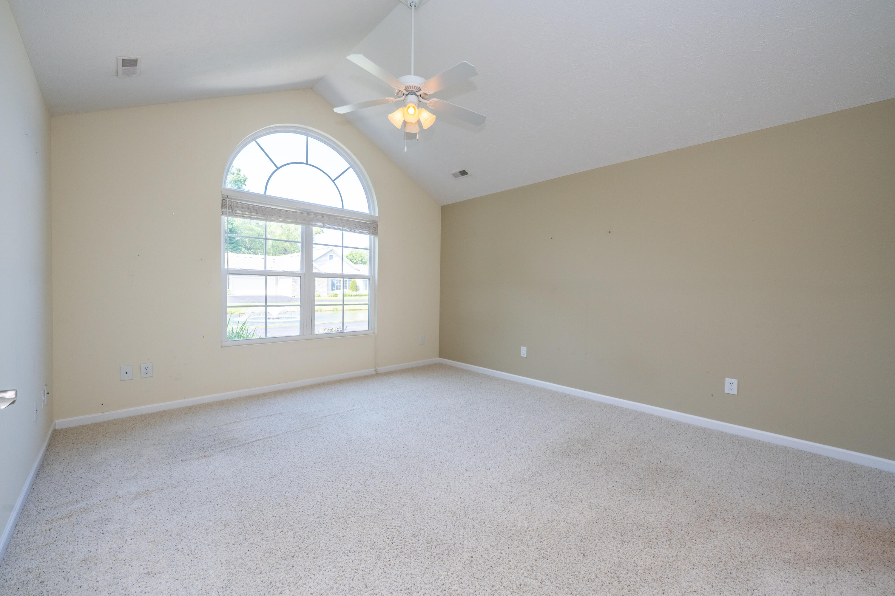 2822 Villa Lane Benton Harbor MI 49022