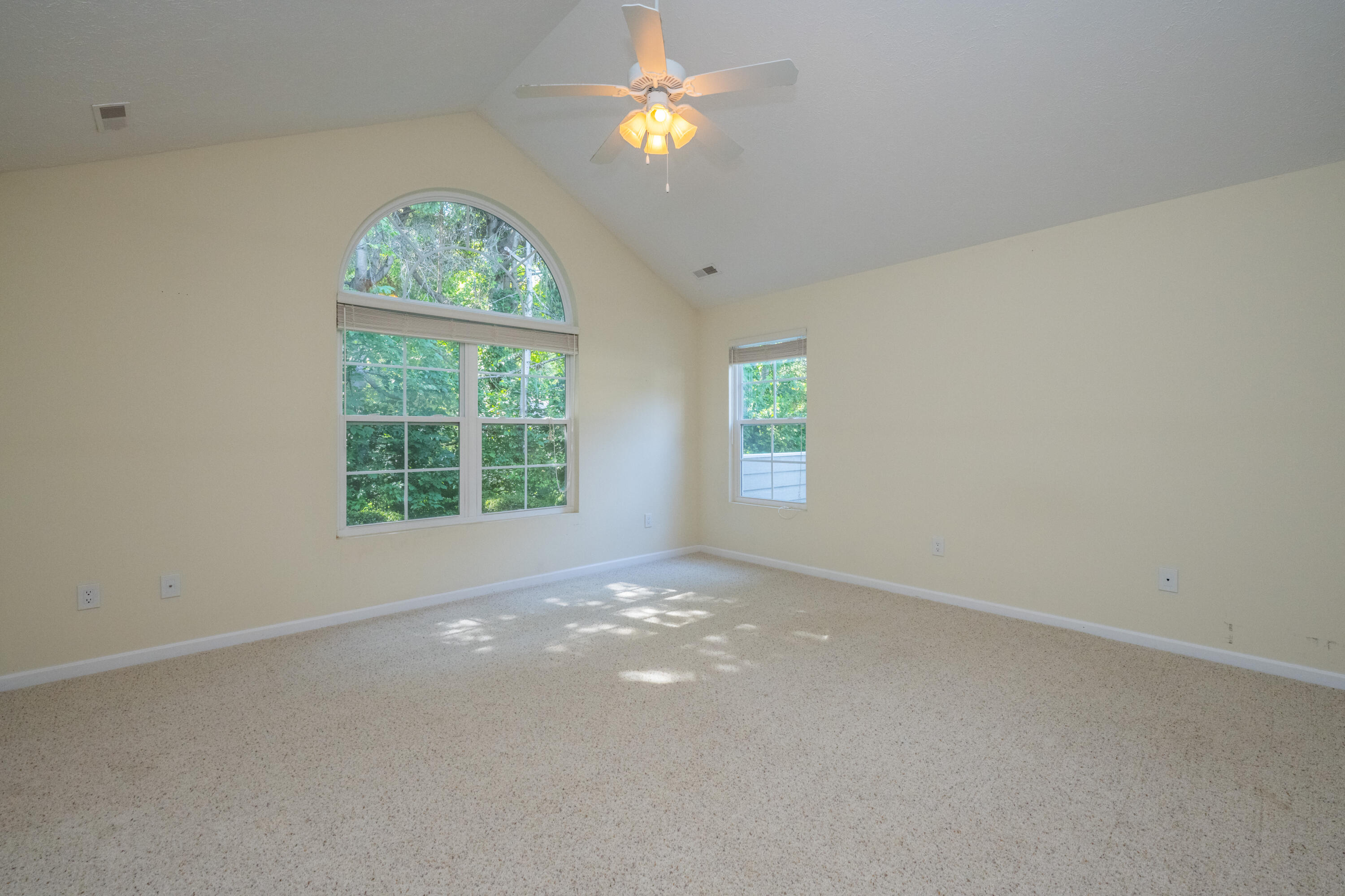 2822 Villa Lane Benton Harbor MI 49022