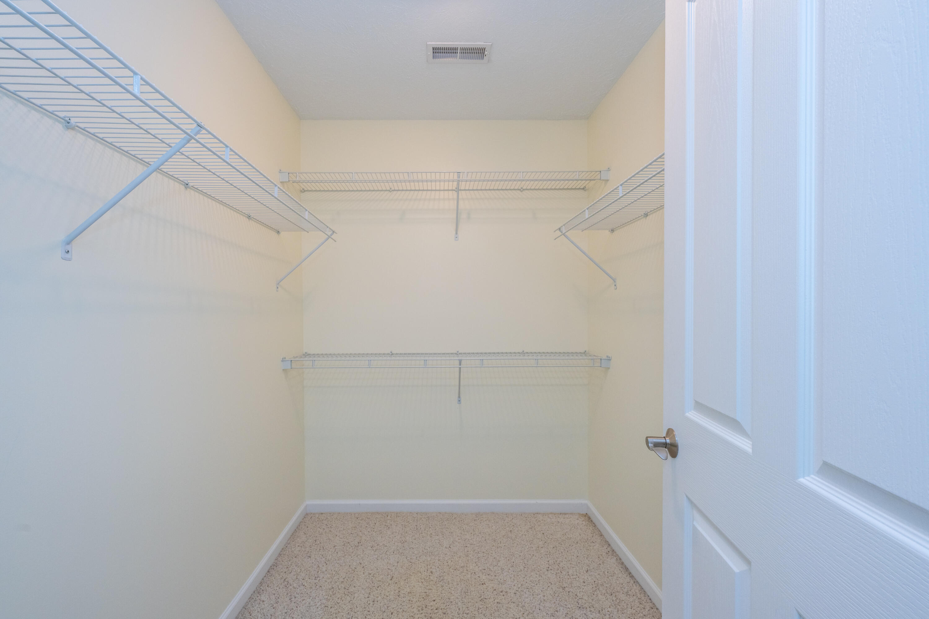 2822 Villa Lane Benton Harbor MI 49022