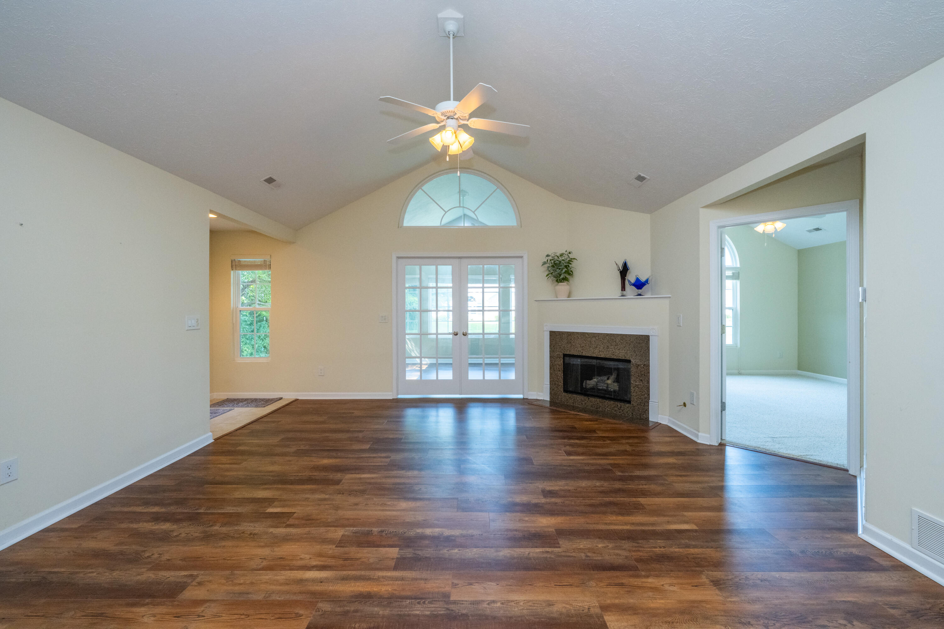 2822 Villa Lane Benton Harbor MI 49022