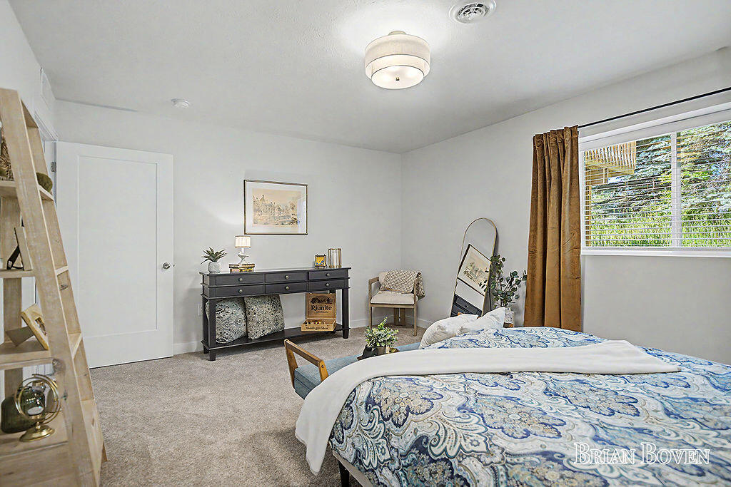 8366 Rose Ridge Drive Rockford MI 49341