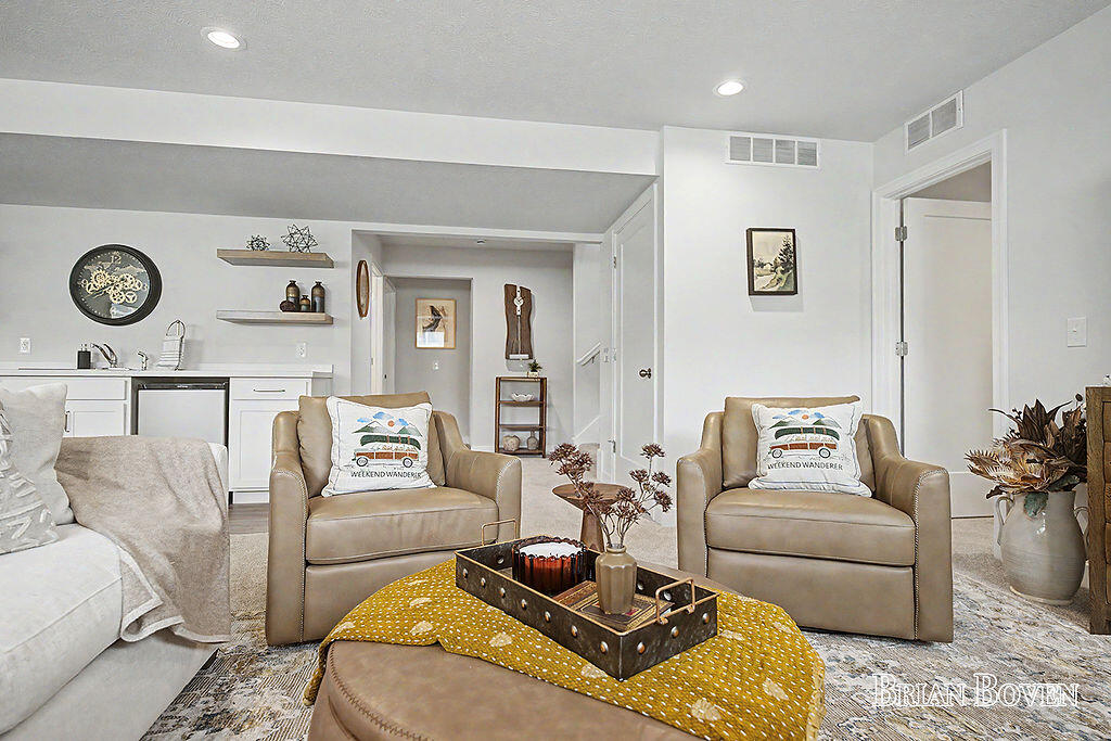 8366 Rose Ridge Drive Rockford MI 49341
